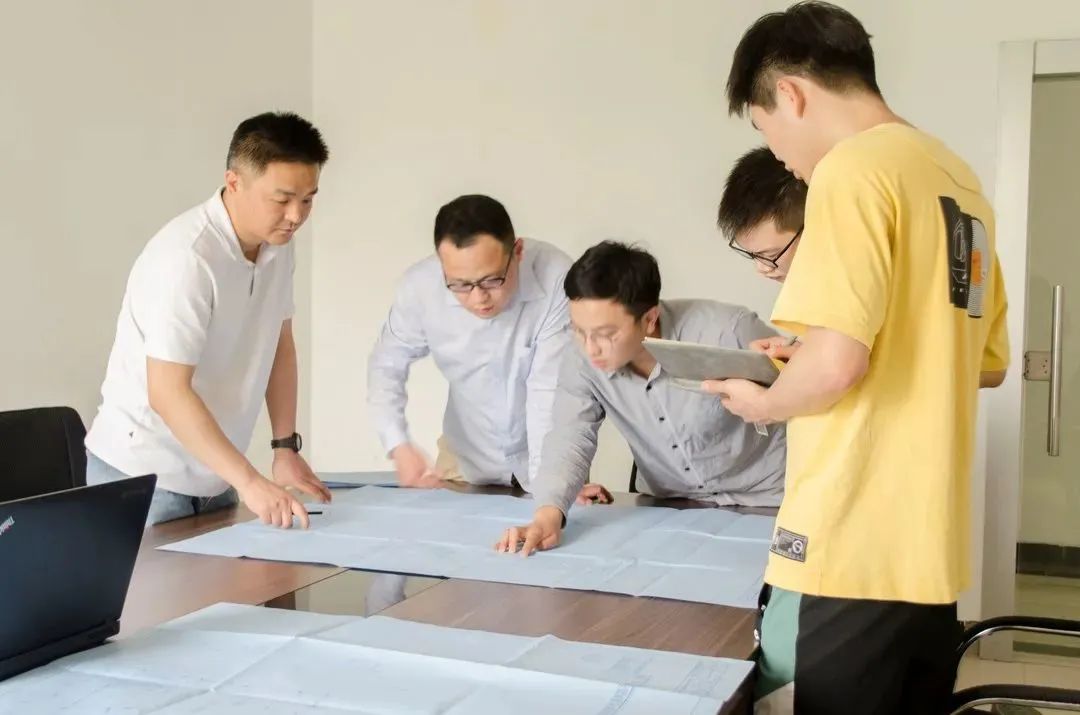 南京水杯子精英团队为您打造管道直饮水“交钥匙工程”